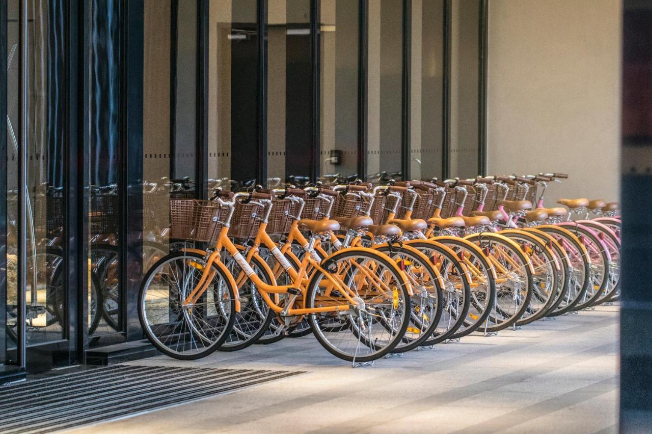 Crowne Plaza Tainan By Ihg Hotel Exterior photo Bicycle sharing system in China